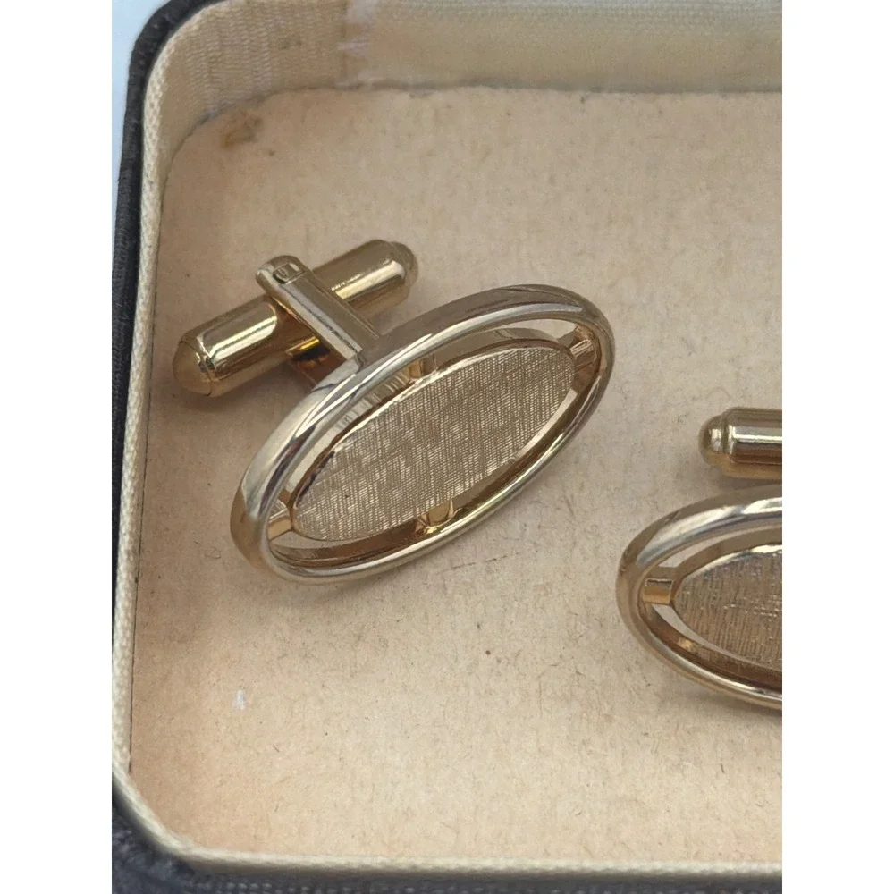 Vintage Hickok Cufflinks & Tie Tack Set Mid-Century MCM Gold Tone Textured Boxed